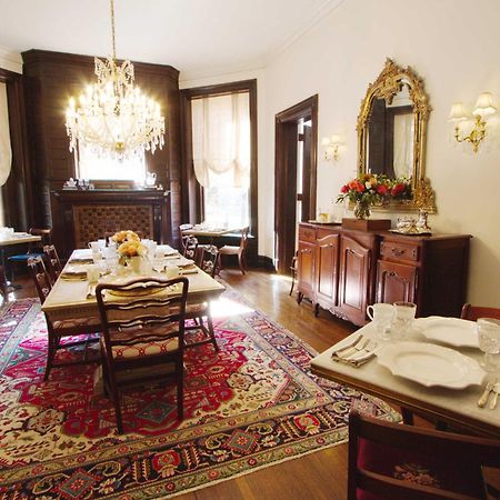 Louisville Bourbon Inn Εξωτερικό φωτογραφία