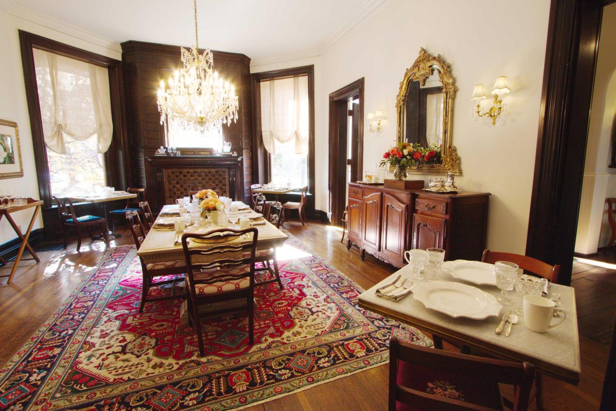 Louisville Bourbon Inn Εξωτερικό φωτογραφία